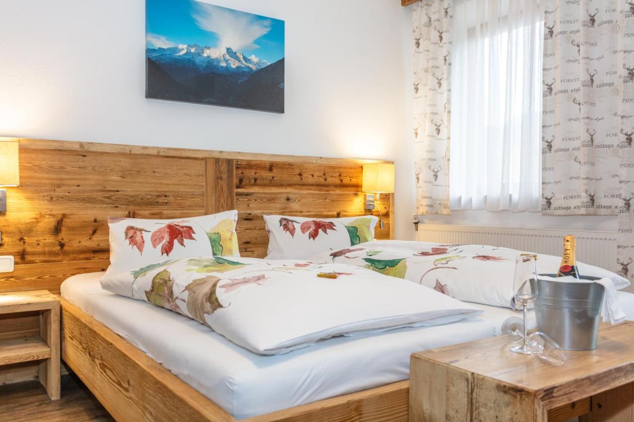 Gasthof St. Adolari Hotel Sankt Ulrich am Pillersee Esterno foto