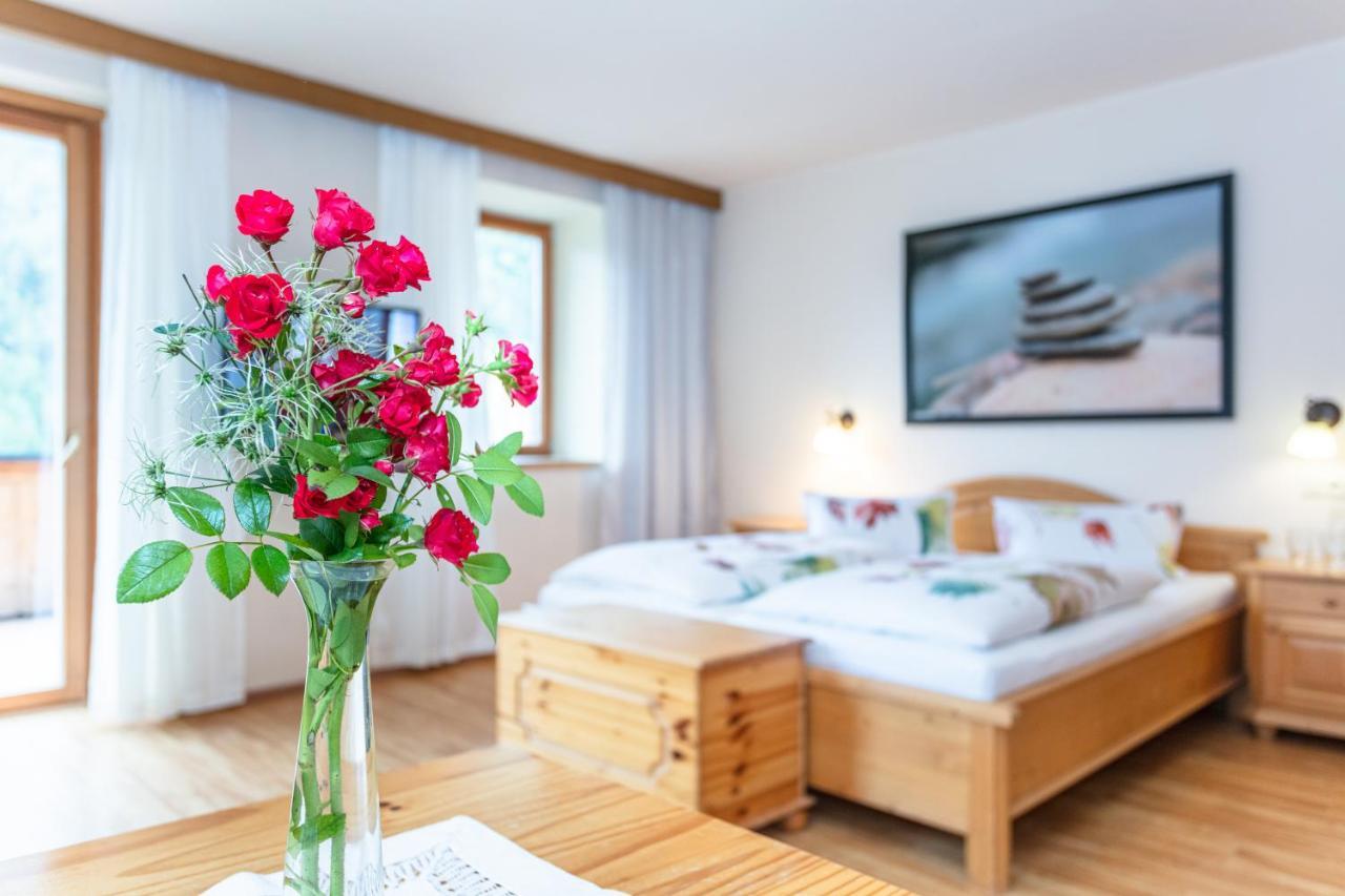 Gasthof St. Adolari Hotel Sankt Ulrich am Pillersee Esterno foto