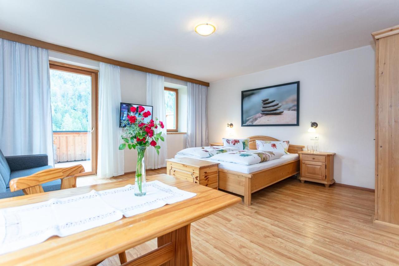 Gasthof St. Adolari Hotel Sankt Ulrich am Pillersee Esterno foto