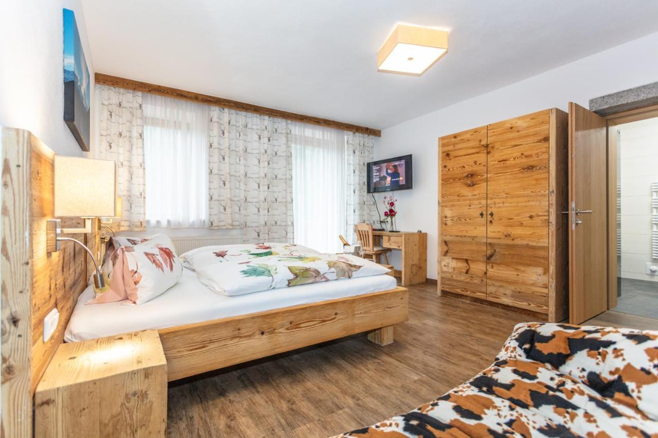 Gasthof St. Adolari Hotel Sankt Ulrich am Pillersee Esterno foto
