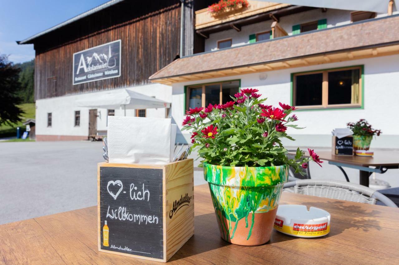 Gasthof St. Adolari Hotel Sankt Ulrich am Pillersee Esterno foto